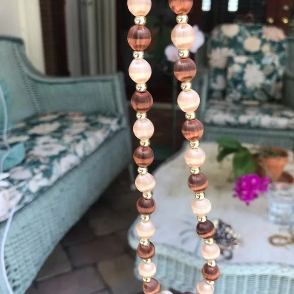 WRAPPED BEADS WITH GOLD SPACERS - Picture 2 of 8